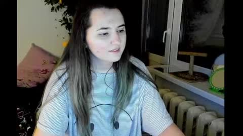 Snapshot of spanking_girls chatting on December 24, 12:22 am Evgenia online show from December 24, 12:22 am