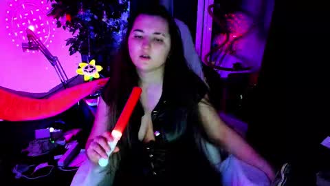 Snapshot of spanking_girls chatting on October 24, 11:23 pm Evgenia online show from October 24, 11:23 pm