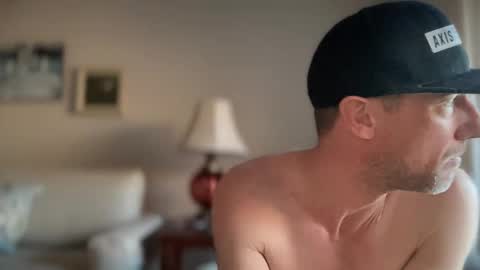 Dad online show from December 1, 10:10 pm