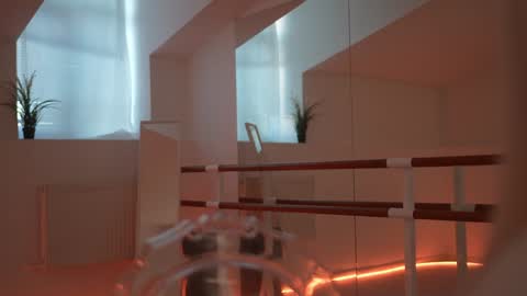 DAISY online show from December 13, 9:46 am