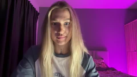 DAISY online show from October 5, 11:30 am