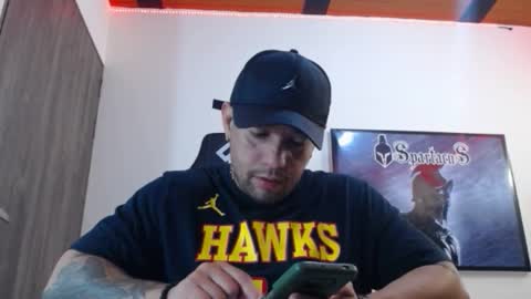 Snapshot of spartacus_cam chatting on October 14, 5:30 am     online show from October 14, 5:30 am