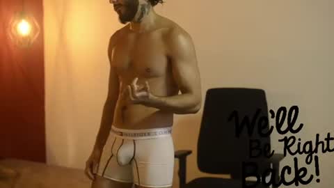 Snapshot of spartan__king chatting on July 7, 7:23 am Isaac online show from July 7, 7:23 am