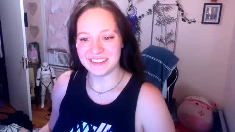 Snapshot of spawnofademon chatting on October 4, 5:27 am spawnofademon online show from October 4, 5:27 am