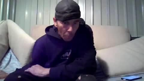 Snapshot of spazzy2 chatting on May 18, 5:46 am spazzy2 online show from May 18, 5:46 am