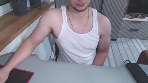 Snapshot of spb78 chatting on November 2, 7:27 pm Art online show from November 2, 7:27 pm