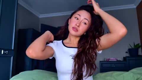 Nicole online show from May 31, 7:15 am