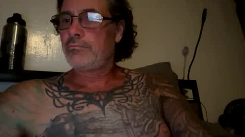 specter1972 online show from December 3, 1:13 am