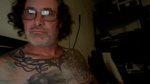 specter1972 online show from April 14, 1:55 am