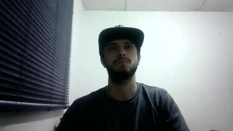 sperm_donor94 online show from January 15, 1:32 am