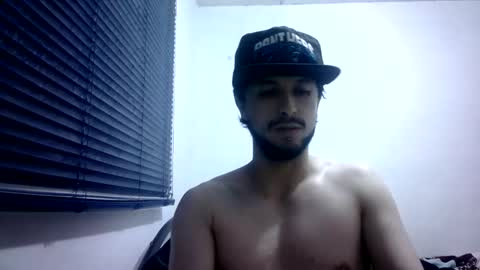 sperm_donor94 online show from March 18, 11:19 pm