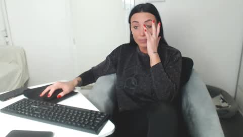 Snapshot of spicemint chatting on February 26, 8:00 pm Carla online show from February 26, 8:00 pm