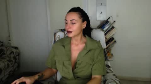 Snapshot of spicemint chatting on September 14, 3:11 pm Carla online show from September 14, 3:11 pm