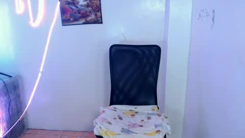 Snapshot of spicy_anastasia chatting on June 24, 2:05 pm ANASTASIA online show from June 24, 2:05 pm