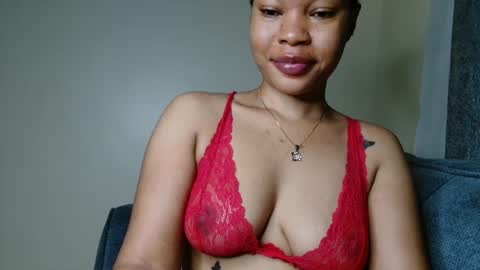 Snapshot of spicy_kerrine chatting on July 7, 10:03 pm Spicy kerrine online show from July 7, 10:03 pm