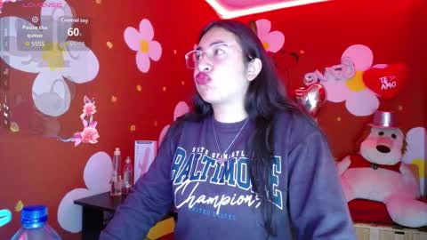 Snapshot of spicydoll4 chatting on March 3, 12:11 pm Veronica online show from March 3, 12:11 pm