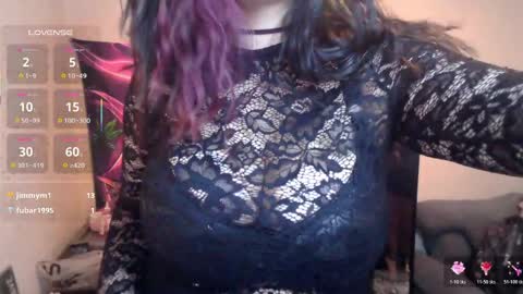 Snapshot of spicynice420 chatting on May 16, 11:03 pm spicynice420 online show from May 16, 11:03 pm