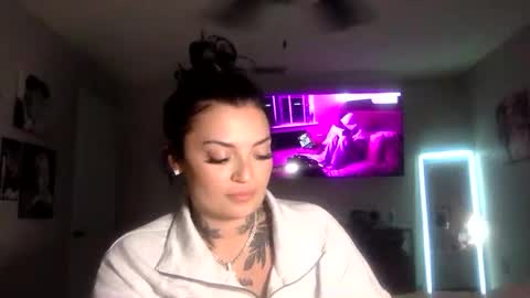 Snapshot of spicysammy chatting on October 5, 5:17 am Sammy online show from October 5, 5:17 am