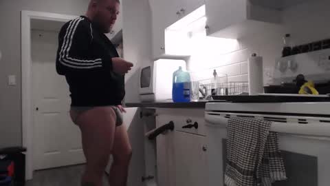 Snapshot of spicyscorpio chatting on November 27, 6:37 am SpicyScorpio online show from November 27, 6:37 am