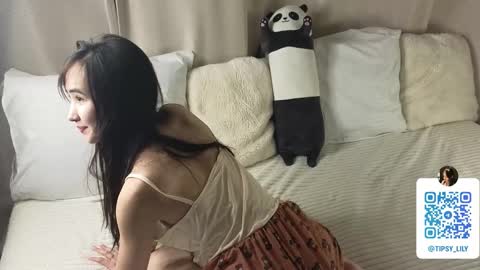 Tipsy online show from October 14, 5:36 pm