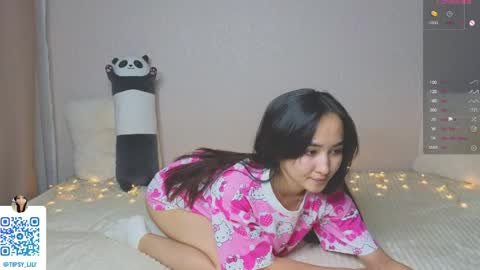 Tipsy online show from May 29, 5:11 pm