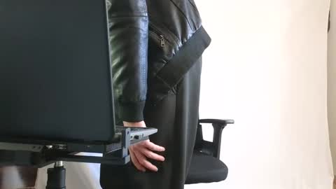 Marco. When Im offline you can view premium content in bio online show from March 24, 9:36 am