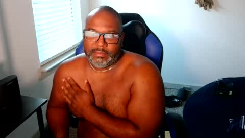 Snapshot of splenda_daddy_50 chatting on July 11, 12:52 pm Blaque Jaystone online show from July 11, 12:52 pm