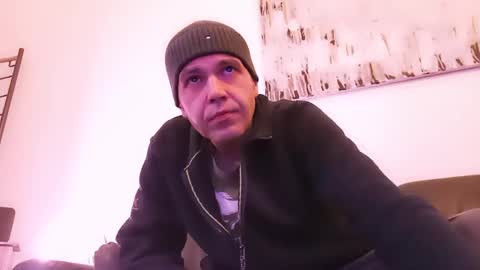 Snapshot of spliffray chatting on January 22, 4:44 am spliffray online show from January 22, 4:44 am