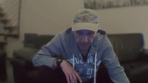 Snapshot of spliffray chatting on September 16, 9:38 pm spliffray online show from September 16, 9:38 pm