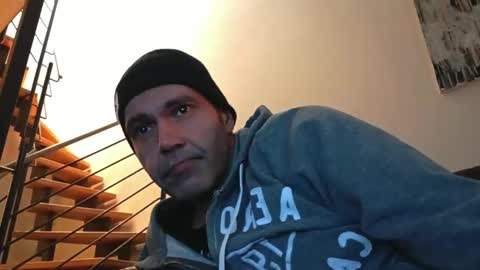 Snapshot of spliffray chatting on September 30, 6:07 am spliffray online show from September 30, 6:07 am