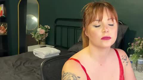 Snapshot of spoildkat chatting on December 17, 4:00 pm Blaze online show from December 17, 4:00 pm