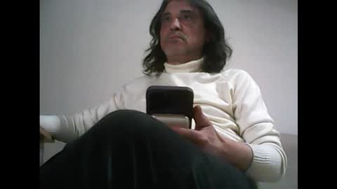 Snapshot of spoiled48 chatting on March 1, 6:32 pm Spoiled online show from March 1, 6:32 pm