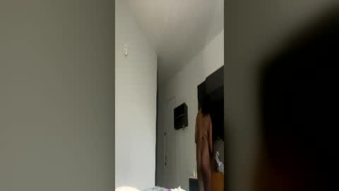 Snapshot of spoilprincesschloee chatting on June 24, 1:48 am spoilprincesschloee online show from June 24, 1:48 am