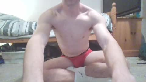 Snapshot of sportyguy283 chatting on December 29, 10:03 pm Sportyguy283 online show from December 29, 10:03 pm