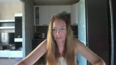 Snapshot of spring_time_ chatting on June 22, 3:31 pm spring_time_ online show from June 22, 3:31 pm