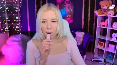 Snapshot of springajara chatting on February 11, 12:43 pm Vetta online show from February 11, 12:43 pm