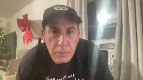 spun4feet online show from December 15, 7:56 am