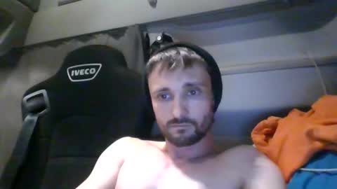 Snapshot of spyco82 chatting on February 3, 5:46 pm spyco82 online show from February 3, 5:46 pm