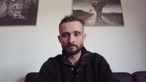 Snapshot of spyco82 chatting on March 7, 1:40 pm spyco82 online show from March 7, 1:40 pm