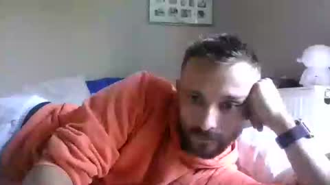 Snapshot of spyco82 chatting on September 19, 7:21 am spyco82 online show from September 19, 7:21 am