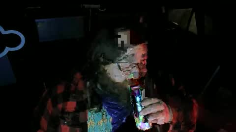 Snapshot of squeaks724 chatting on January 22, 4:23 am Your Pal Squeaks online show from January 22, 4:23 am