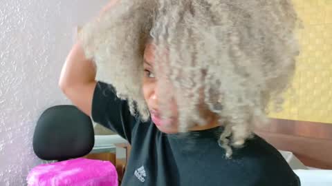 squirter_girl69 online show from December 22, 1:11 pm