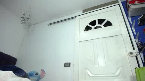 Snapshot of squirter_girl69 chatting on April 29, 4:05 am squirter_girl69 online show from April 29, 4:05 am