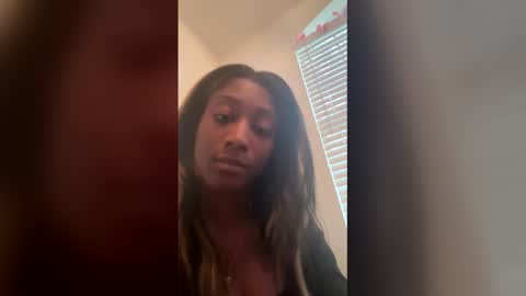 Snapshot of squirtgawdess3 chatting on April 18, 7:07 pm Squirt gawdess online show from April 18, 7:07 pm