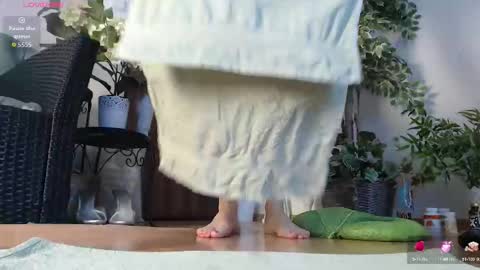 Monica online show from March 27, 8:26 am