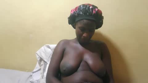 squirtypussie online show from May 14, 1:51 pm