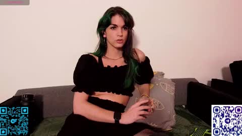 Earthling Gurl Michelle Allergy online show from March 11, 6:10 am