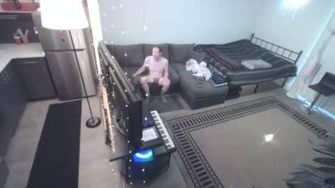 Snapshot of sqwindak chatting on February 9, 12:06 am sqwindak online show from February 9, 12:06 am