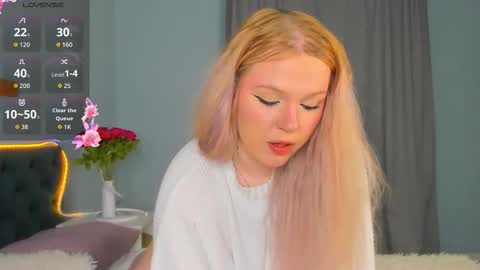 sqwrtg online show from March 19, 12:14 am