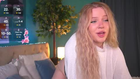 sqwrtg online show from April 2, 12:41 am